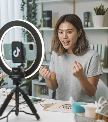 Blog detail image 2 for el-contenido-largo-sigue-funcionando-o-el-marketing-se-volvio-de-10-segundos